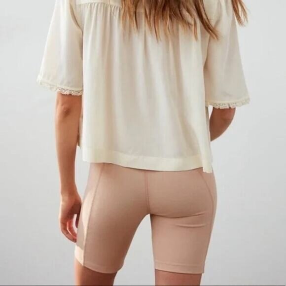 NWT WILFRED Aritzia Garlen Biker Short Size XS Roebuck - Picture 2 of 7